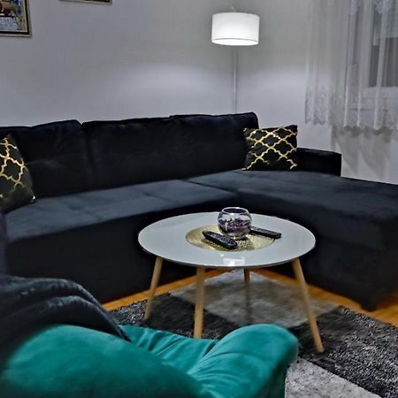 Apartman Carica Visoko Exterior foto